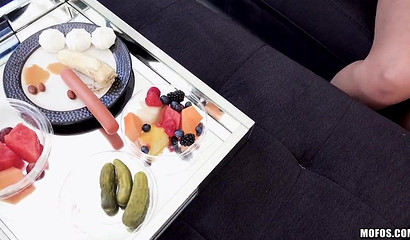 Blindfolded stunner swallows hard white sausage and takes it in her pussy