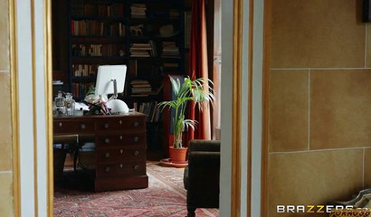 Skinny mature nympho gets her muff fingered and banged by inked dude