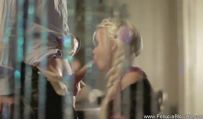 Skinny girl with blonde hair gives phenomenal blowing to her BF