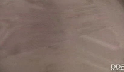 Slutty brunette babe with big tits Susan Ayn gives lovely fellatio