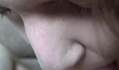 18-year-old Teen's Sloppy Blowjob