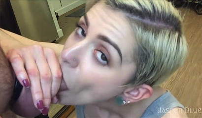 Blonde Emo girlfriend Jasper Blue sucks a dick before bedtime