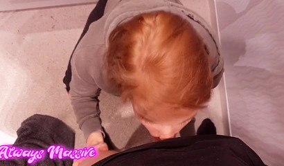 Teen gets her face fucked & jizzed in public