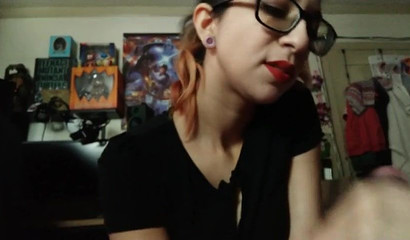 Little babe Azula worshiping a big black dick