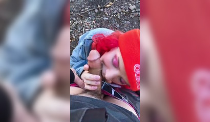 POV pubblico di una rossa