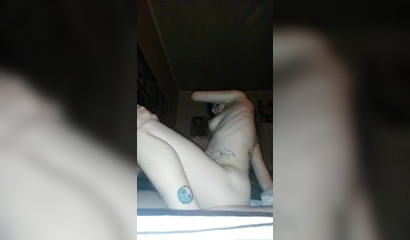 Slut gives oral pleasure and rides a dick in amateur action