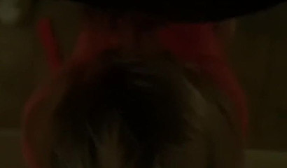 Amateur hottie blowing a dick in the dark