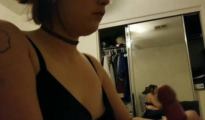 Amateur Girlfriend's Thick Facial