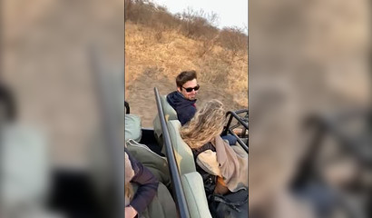 Sneaky blonde girlfriend sucking off her man on a public ride