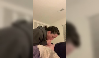 Giving nice long blowjobs to her neighbor makes the housewife pleased