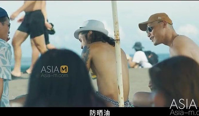 Asian beauties pose in their hot bikinis