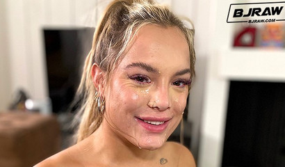 Blonde Mimi Monet gets face fucked and facialed