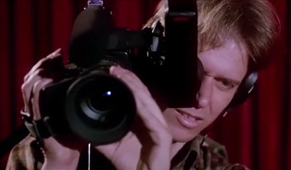Retro-Blowjob-Compilation unter dem Tisch