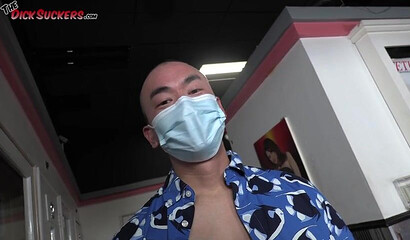 Whenever she feels horny Liz Jordan gos for a hardcore blowbang