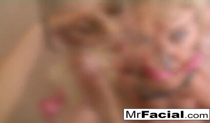 Blonde Beauty Loves Sucking