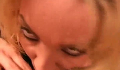 Smoking hot blonde hoe enjoys the taste of shaft