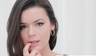 Brunette Babe Deepthroats Big Cock