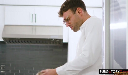 Stepdad’s steamy blowjob with stepdaughter