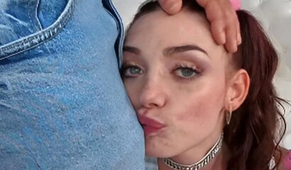 Shrooms Q Gets Her Hairy Pussy Fucked in Missionary