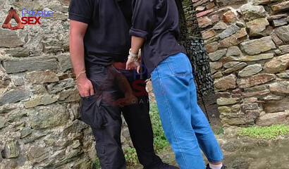 Die Überraschung meiner Frau mit einem Blowjob im Freien für einen Fremden