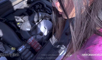 Public Facial: Cars Watch Me Cum on His Face