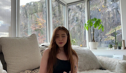 My Girlfriend's Young Stepsister Wanted to Play Truth or Dare