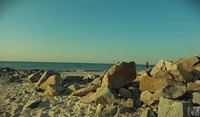 Horny girlfriend gives me handjob and blowjob on the beach