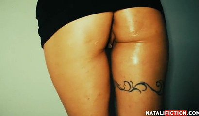 Smoking hot slutty amateur sucking cock to get big load in her mouth