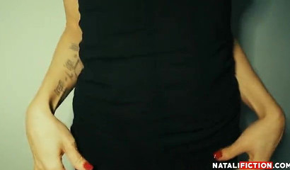 Smoking hot slutty amateur sucking cock to get big load in her mouth