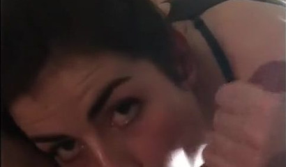 Slut from France from tinder sucking dick on first date