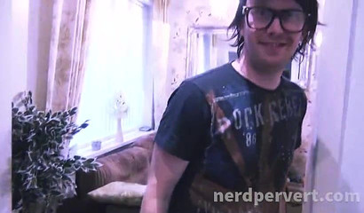 Cute babe with tiny tits pleases a nerdy guy