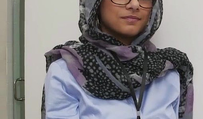 Cocksucker Mia Khalifa in her first oral cumpilation