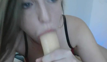 Solo cam girl performs the best sloppy dildo blowjob ever