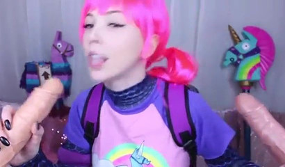 Cosplaying teen picks a Fortnite outfit and gobbles down dildos