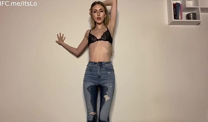 Teenage girl pees in her jeans and blows a dildo