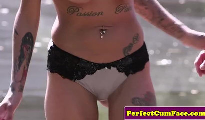 UK slut gives an outdoor blow to the lucky stud