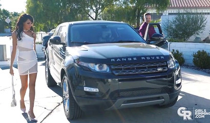 Tiny doll Hime Marie rimming her blindfolded lover