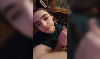 Dark-haired teen gives a first BJ in 2020