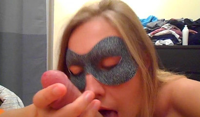 Hunk has petite blonde stunner gagging on his tool