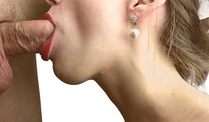 Amateur Teen Throbs a Big Dick