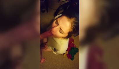 Amateur teen with a lip piercing sucking a lengthy cock