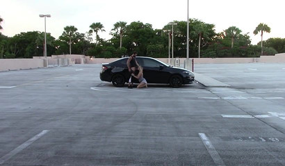 Naive Bailey Brooke got seduced into sucking a fat dick