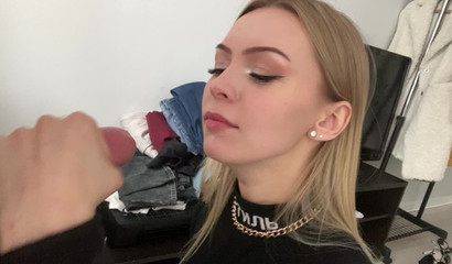 Amateur Teen Wins Bet with Quick Blowjob