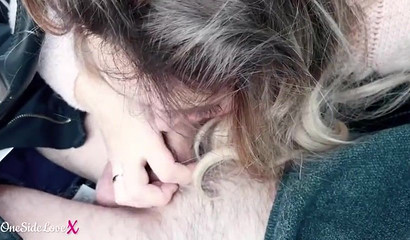 Girlfriend Gives Roadside Blowjob